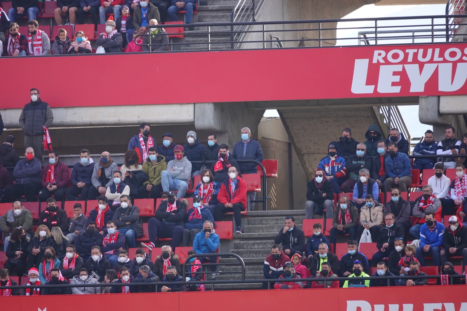 ¿Has estado en el partido entre Granada y Osasuna? Aquí puedes verte en tu localidad