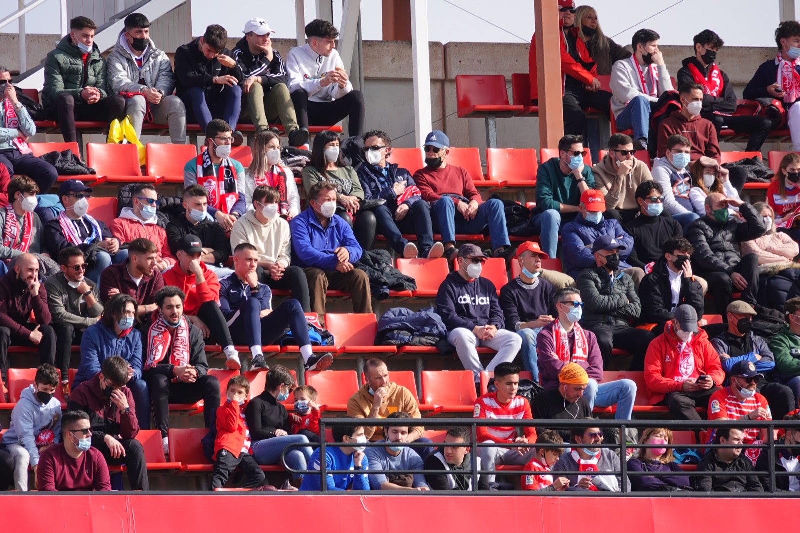 ¿Has estado en el partido entre Granada y Osasuna? Aquí puedes verte en tu localidad