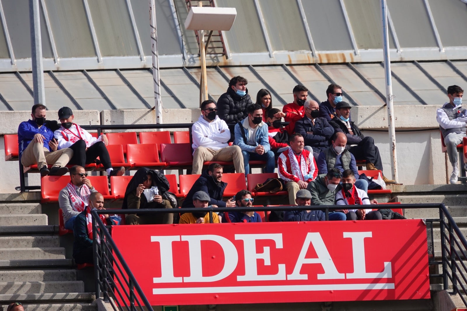 ¿Has estado en el partido entre Granada y Osasuna? Aquí puedes verte en tu localidad