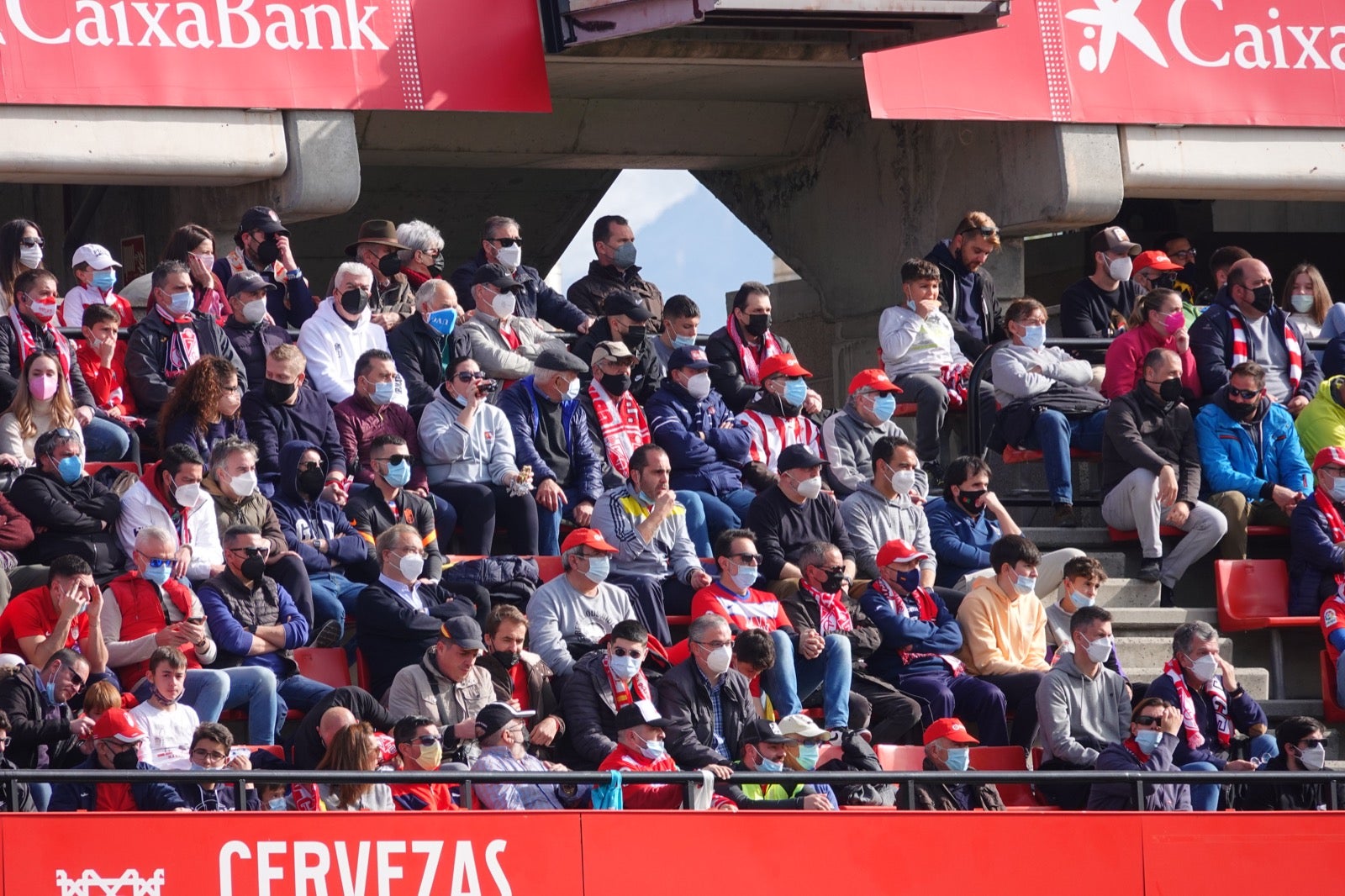 ¿Has estado en el partido entre Granada y Osasuna? Aquí puedes verte en tu localidad
