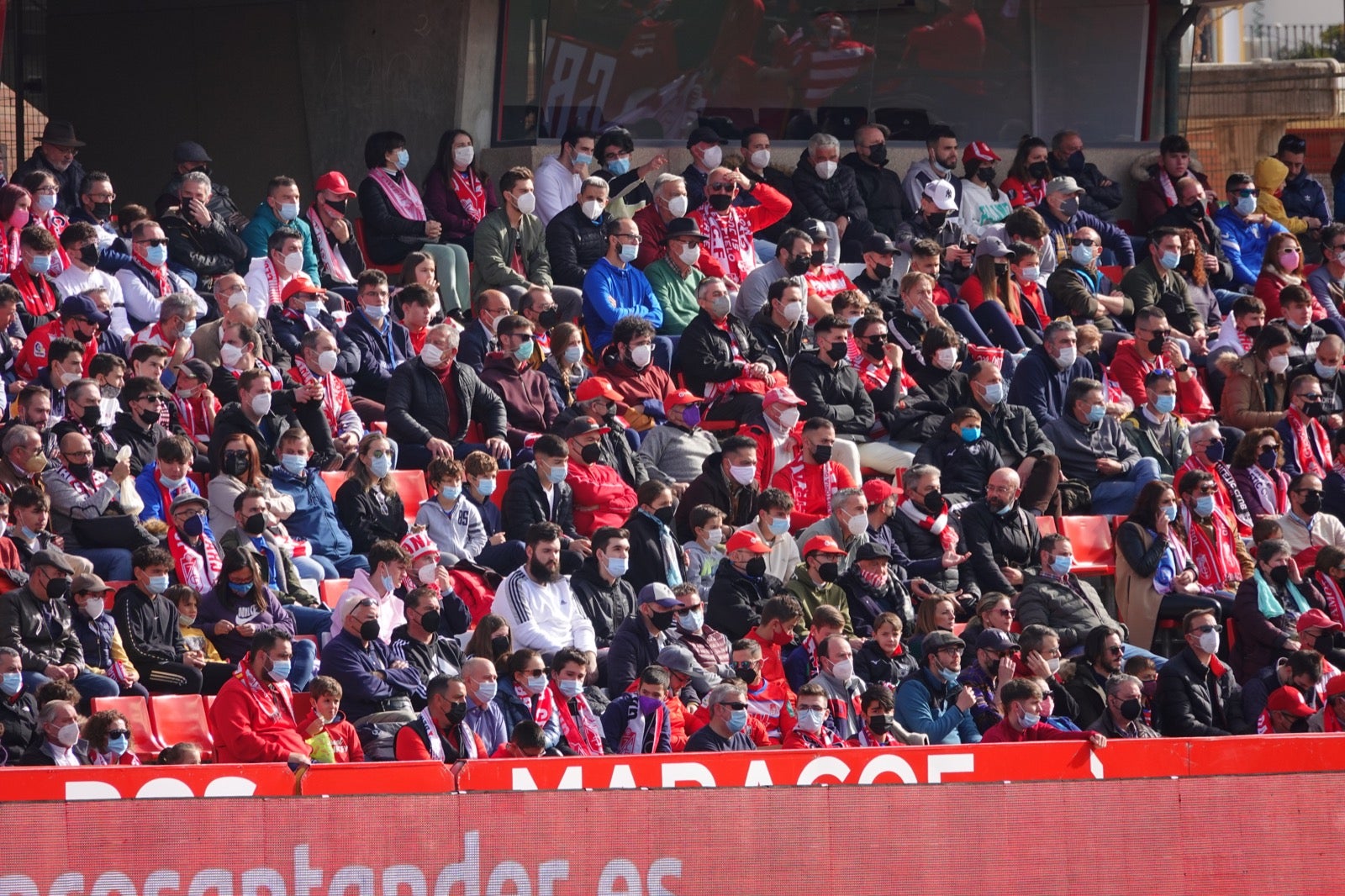 ¿Has estado en el partido entre Granada y Osasuna? Aquí puedes verte en tu localidad