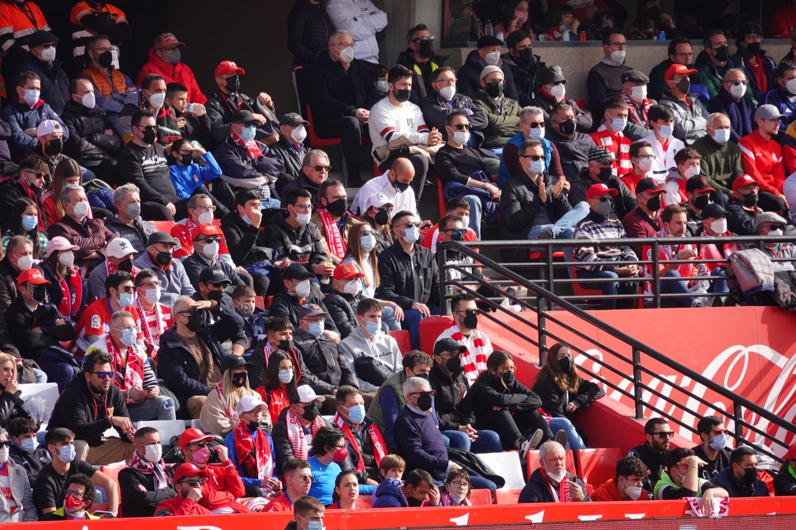 ¿Has estado en el partido entre Granada y Osasuna? Aquí puedes verte en tu localidad