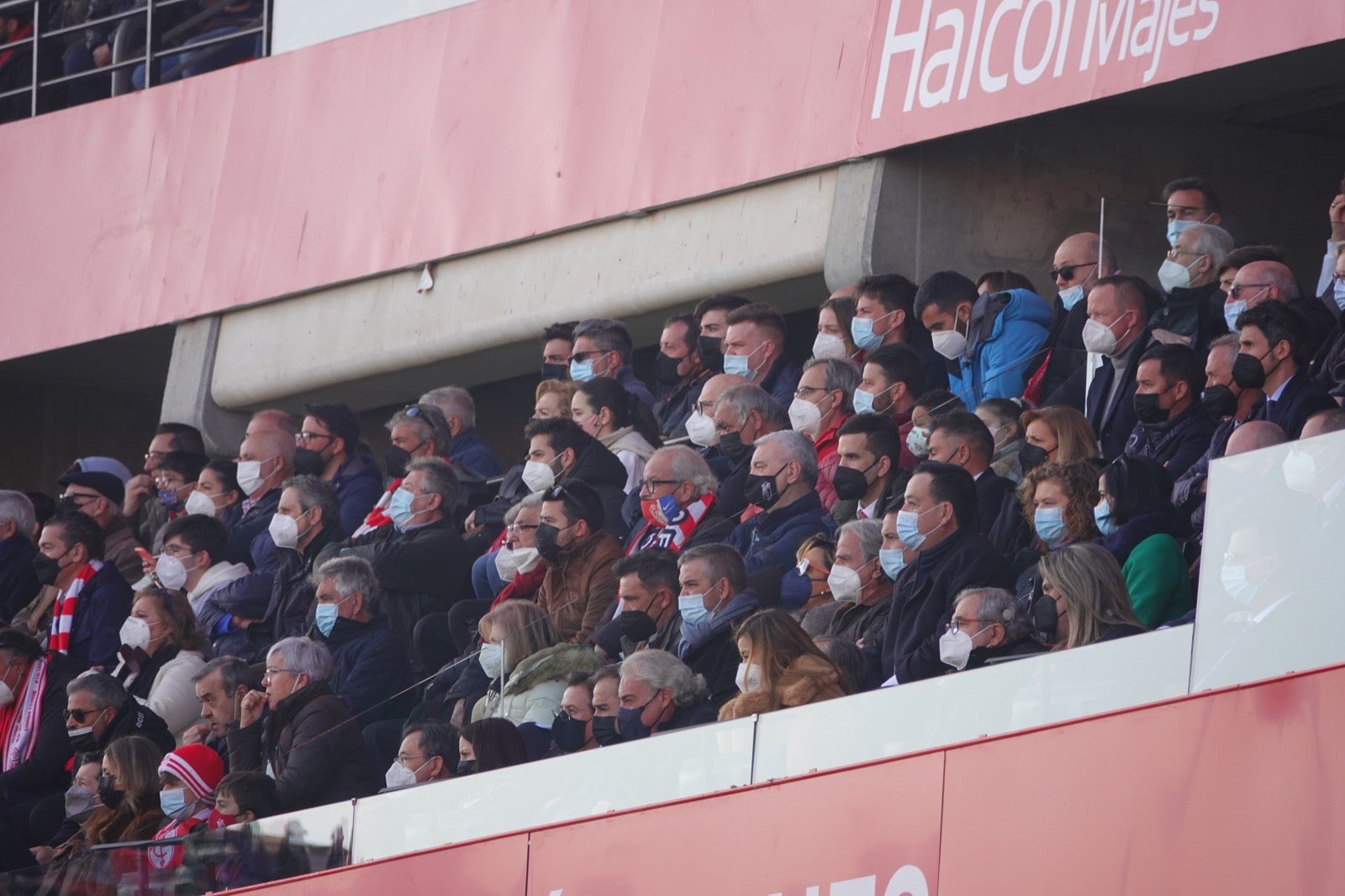 ¿Has estado en el partido entre Granada y Osasuna? Aquí puedes verte en tu localidad