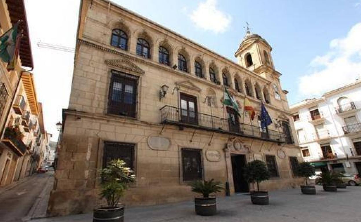Fachada del Ayuntamiento de Alcalá la Real. 