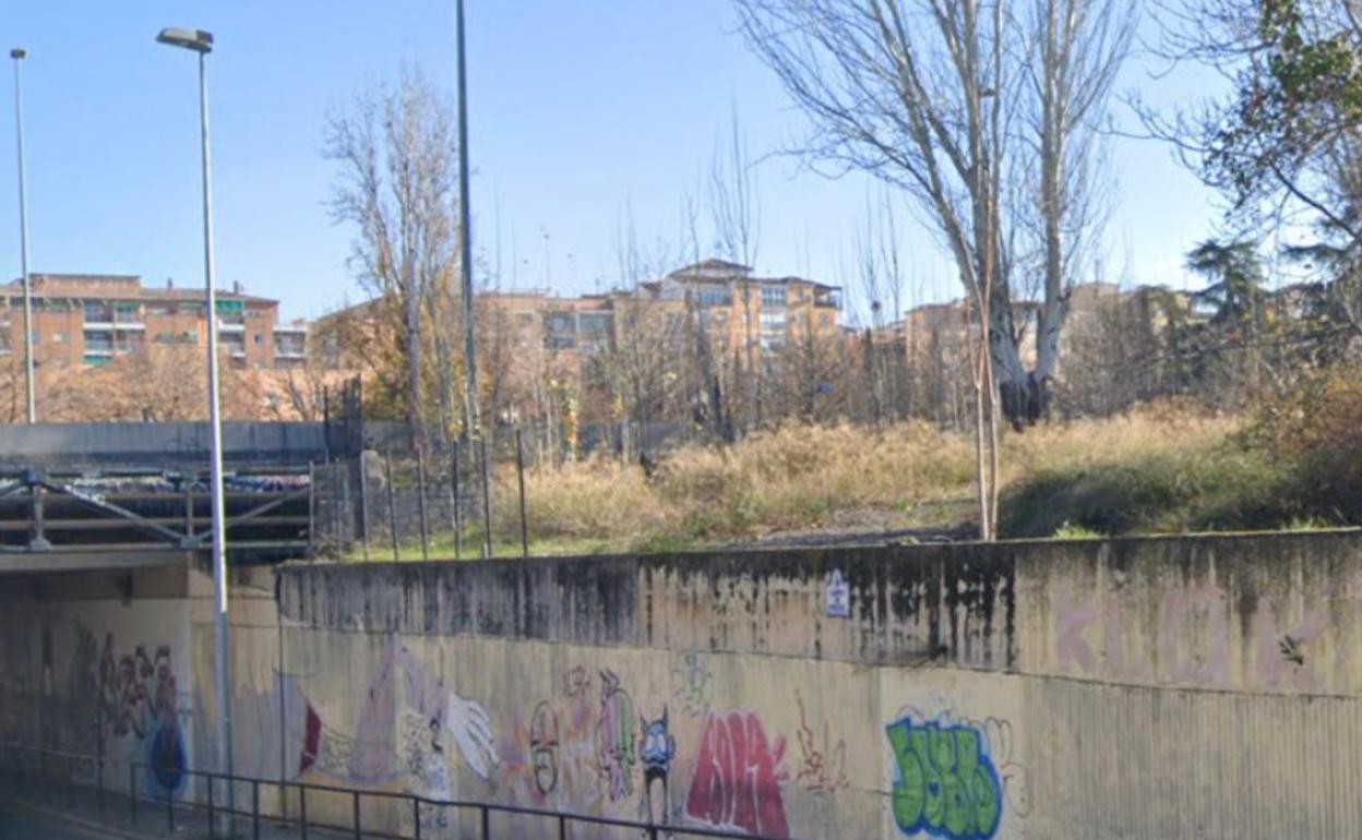 Lugar en el que vieron al hombre alejándose de la zona del incendio.