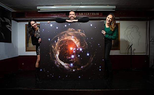 El espectáculo de la ciencia contada desde un escenario. 