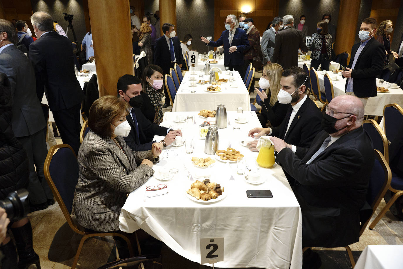 Fotos: Así ha sido el Desayuno IDEAL con el consejero de Salud, Jesús Aguirre