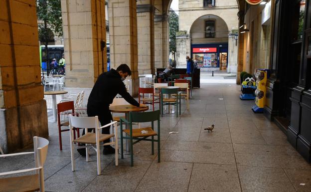 Granada cierra 2021 con 15.800 parados menos que un año antes