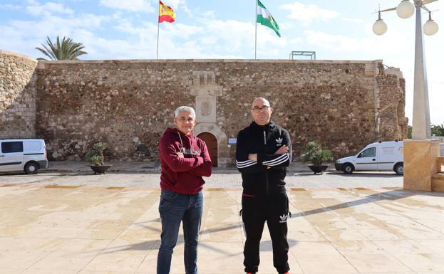 Los primeros entrenadores fueron Antonio Hernández, en benjamín, y Quico Hernández, como alevín. 