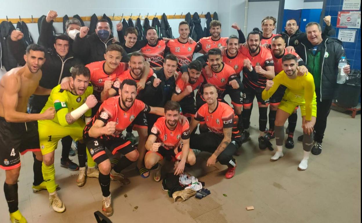 Los verdes celebran tres puntos vitales para firmar la permanencia. 