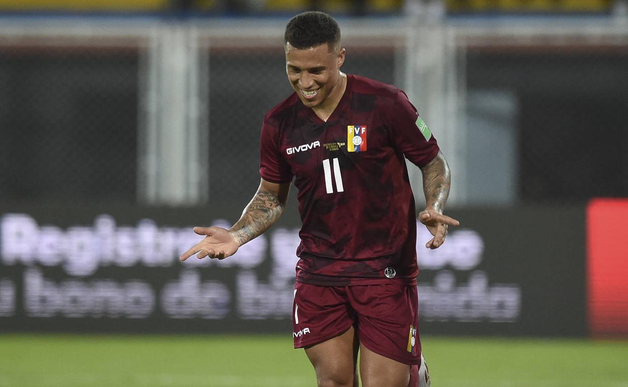 Darwin Machís, tras un gol. 