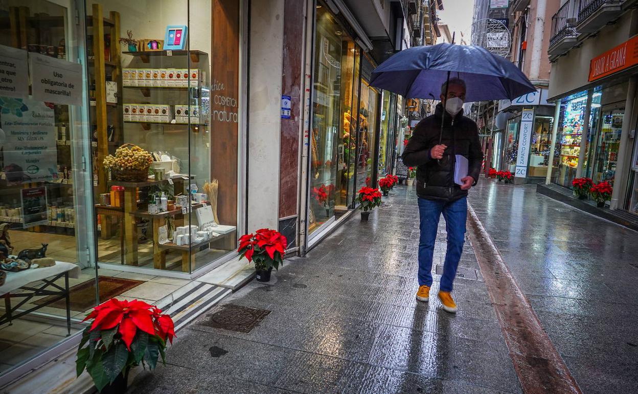Meteorología advierte de la llegada de lluvia a Andalucía un mes después