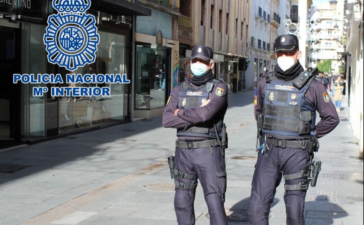 Destroza una tragaperras de un salón de juegos del Zaidín tras perder una partida