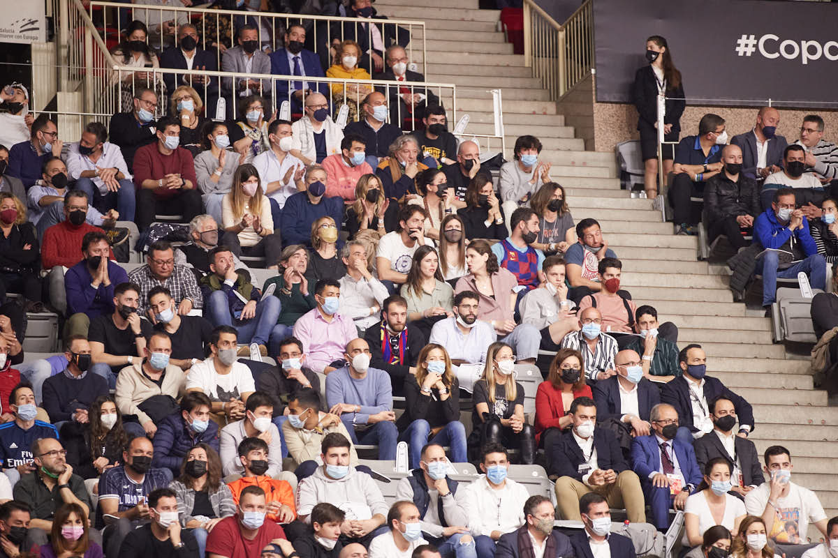 ¿Has estado viendo in situ el gran clásico del basket en Granada? Aquí puedes verte en tu localidad