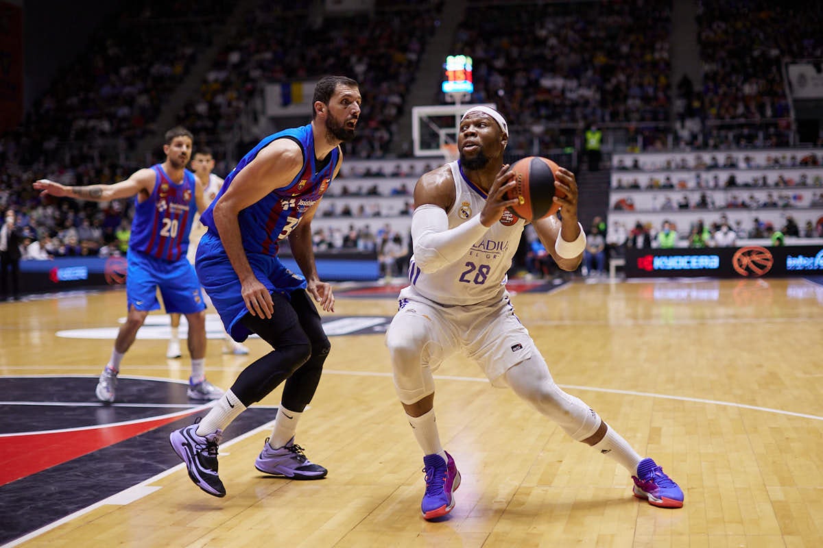 Las mejores imágenes del partido celebrado en el Palacio de los Deportes de Granada