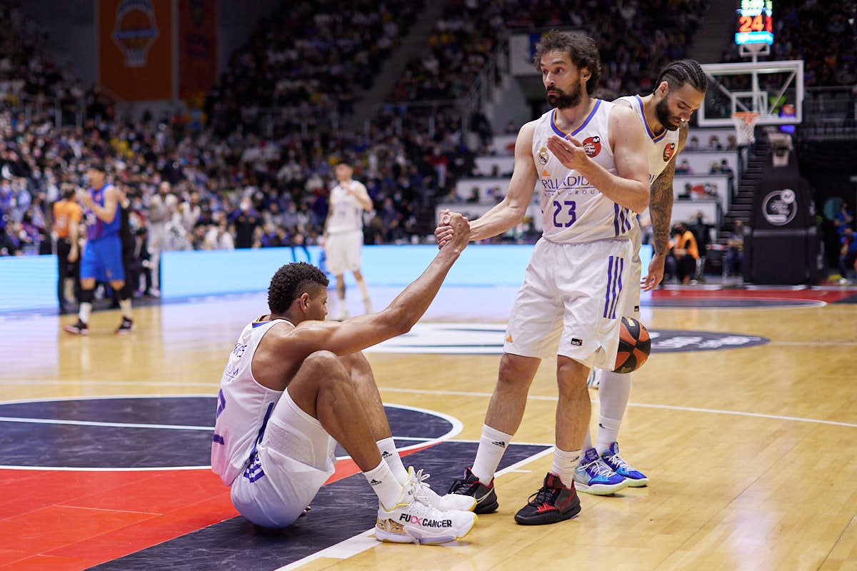 Las mejores imágenes del partido celebrado en el Palacio de los Deportes de Granada