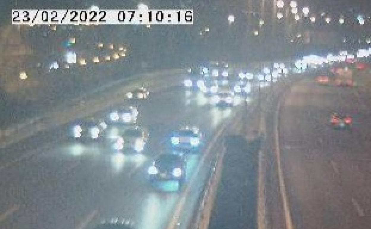 Tráfico en la Circunvalación a primera hora de este miércoles