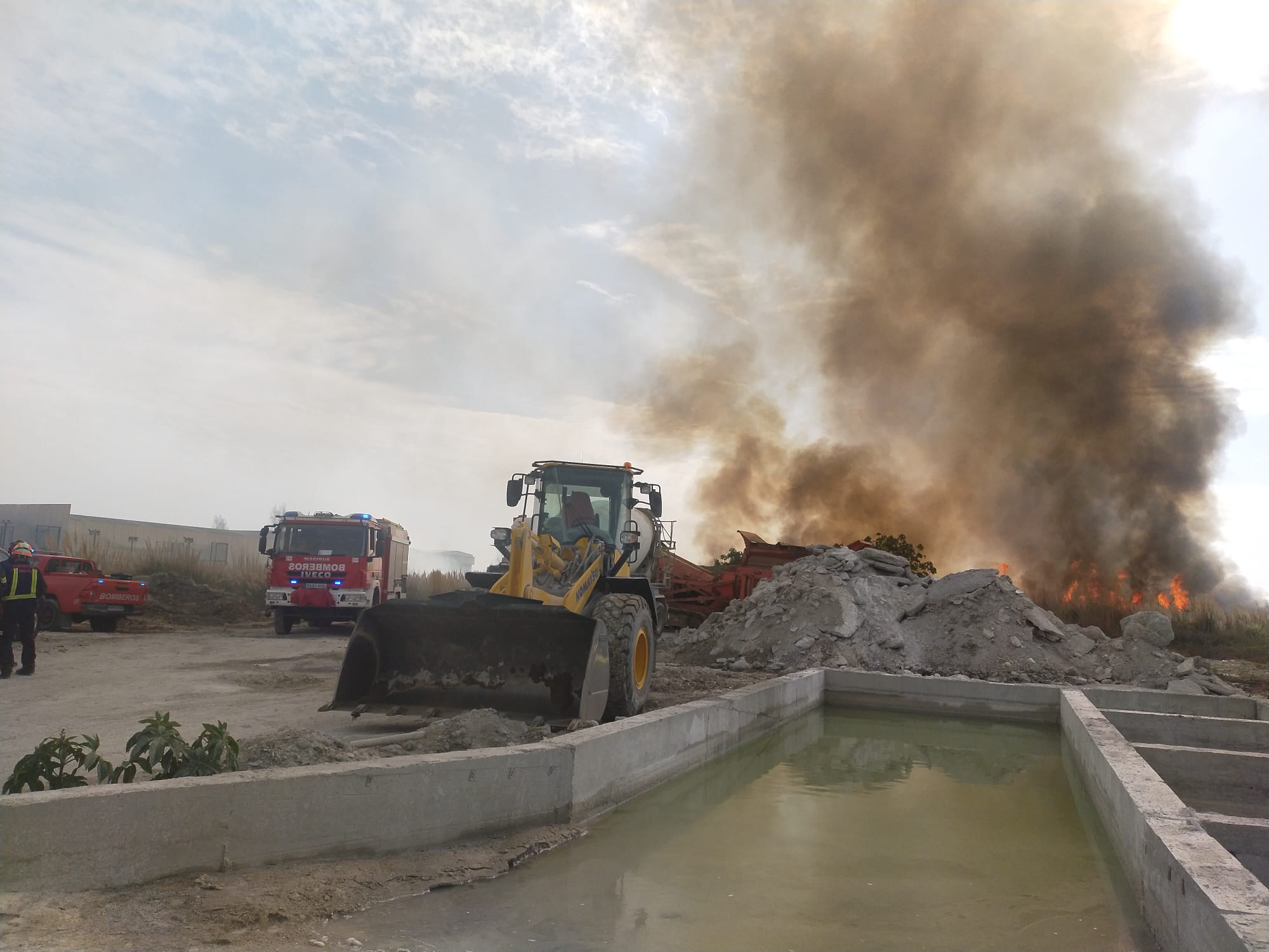 Ha obligado a desalojar el polígono de Algaidas