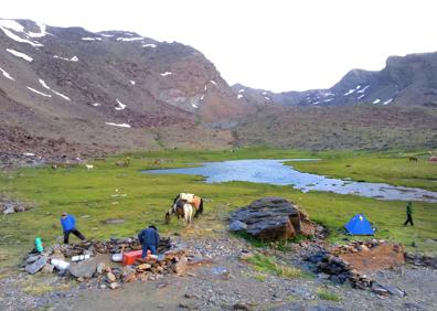 Imagen secundaria 1 - Trevélez, la tierra del jamón en plena Sierra Nevada