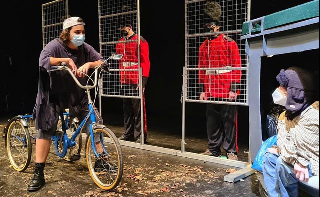 Representación de la Escuela Municipal de Teatro de Úbeda. 