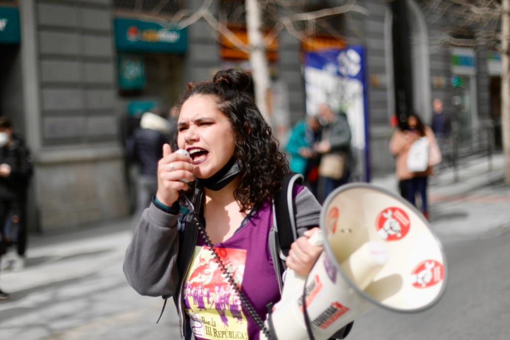 Fotos: El 8M vuelve a las calles de Granada