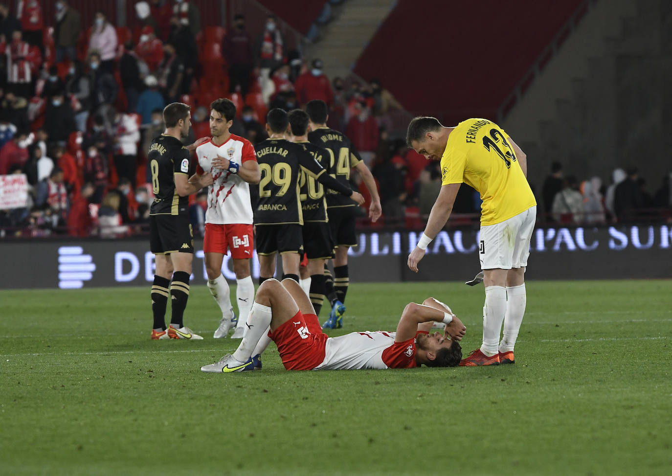 Los rojiblancos lamentan un empate que sabe a derrota. 