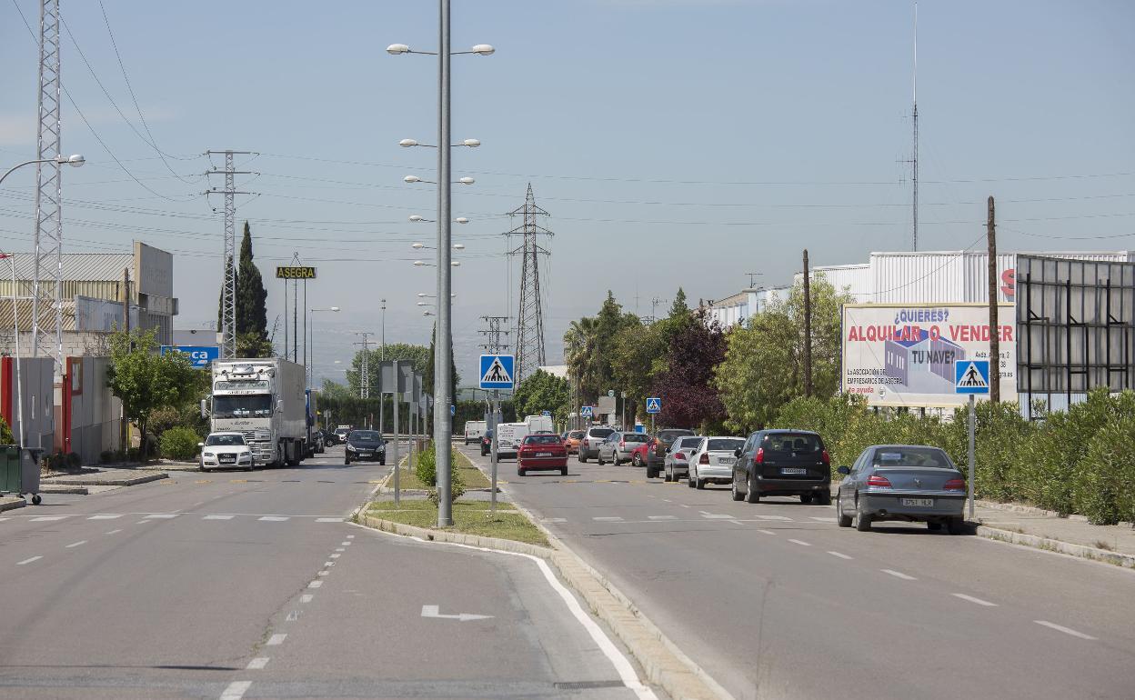 La facturación de los polígonos de Granada cae más de un 80% en una semana por el paro del transporte