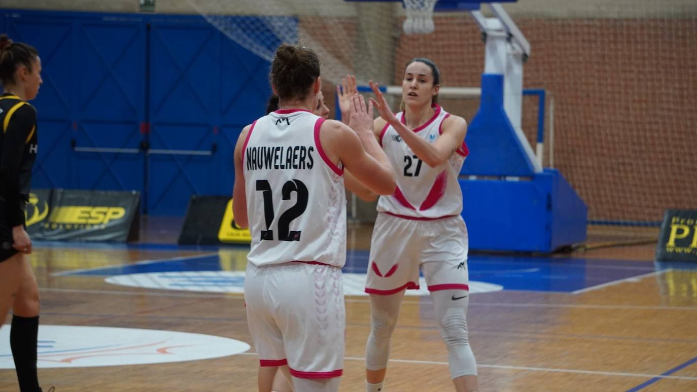 Saludo en Alcantarilla entre Nauwelaers y Mungo. 