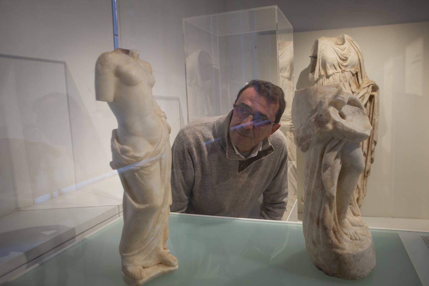 Imagen principal - Supervisando instalaciones. 