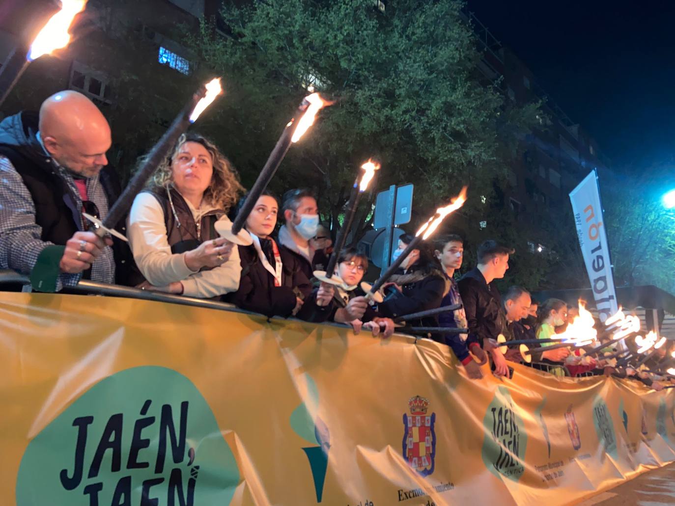 Ambiente en las calles de Jaén durante la carrera de San Antón