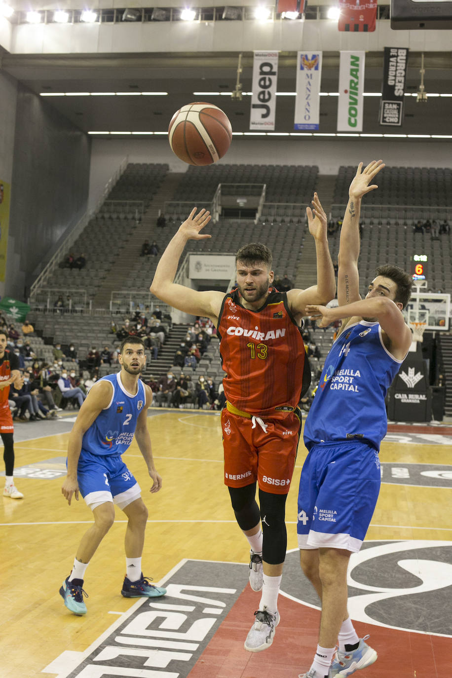 Fotos: Las mejores imágenes del Covirán-Melilla