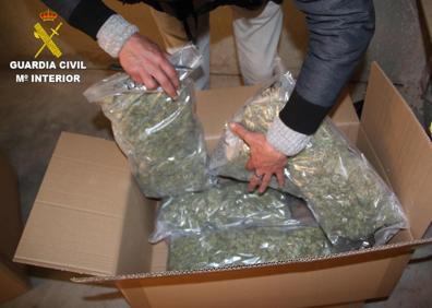 Imagen secundaria 1 - Imágenes de la operación llevada a cabo en Cijuela. 