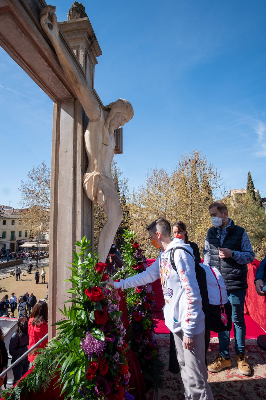 El hermano mayor de la Hermandad de Los Favores y María Santísima de la Misericordia Coronada, Juan Antonio Romera ha destacado que se pretende que este acto se pueda hacer todos los años