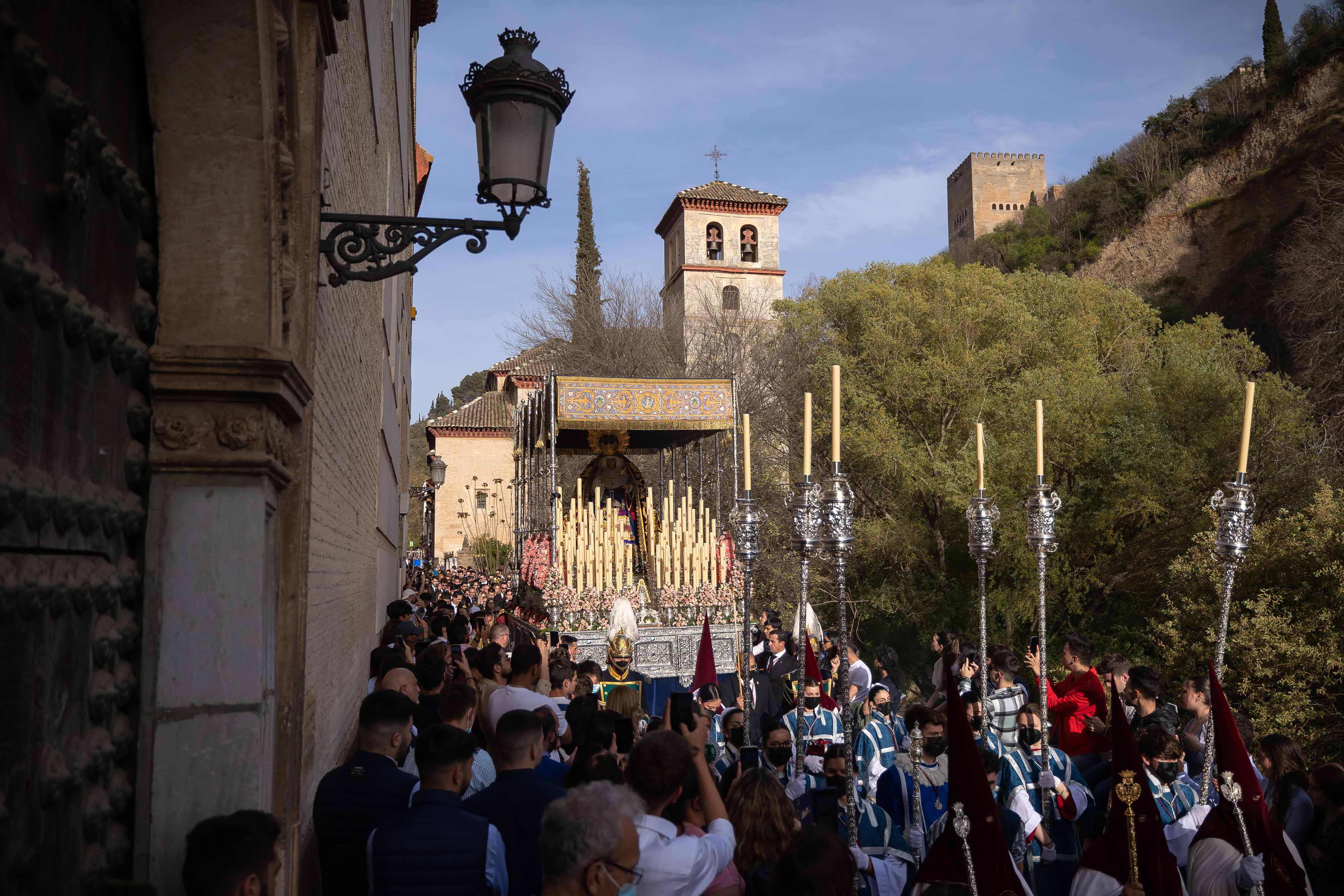 Las imágenes de las Maravillas a los pies de la Alhambra