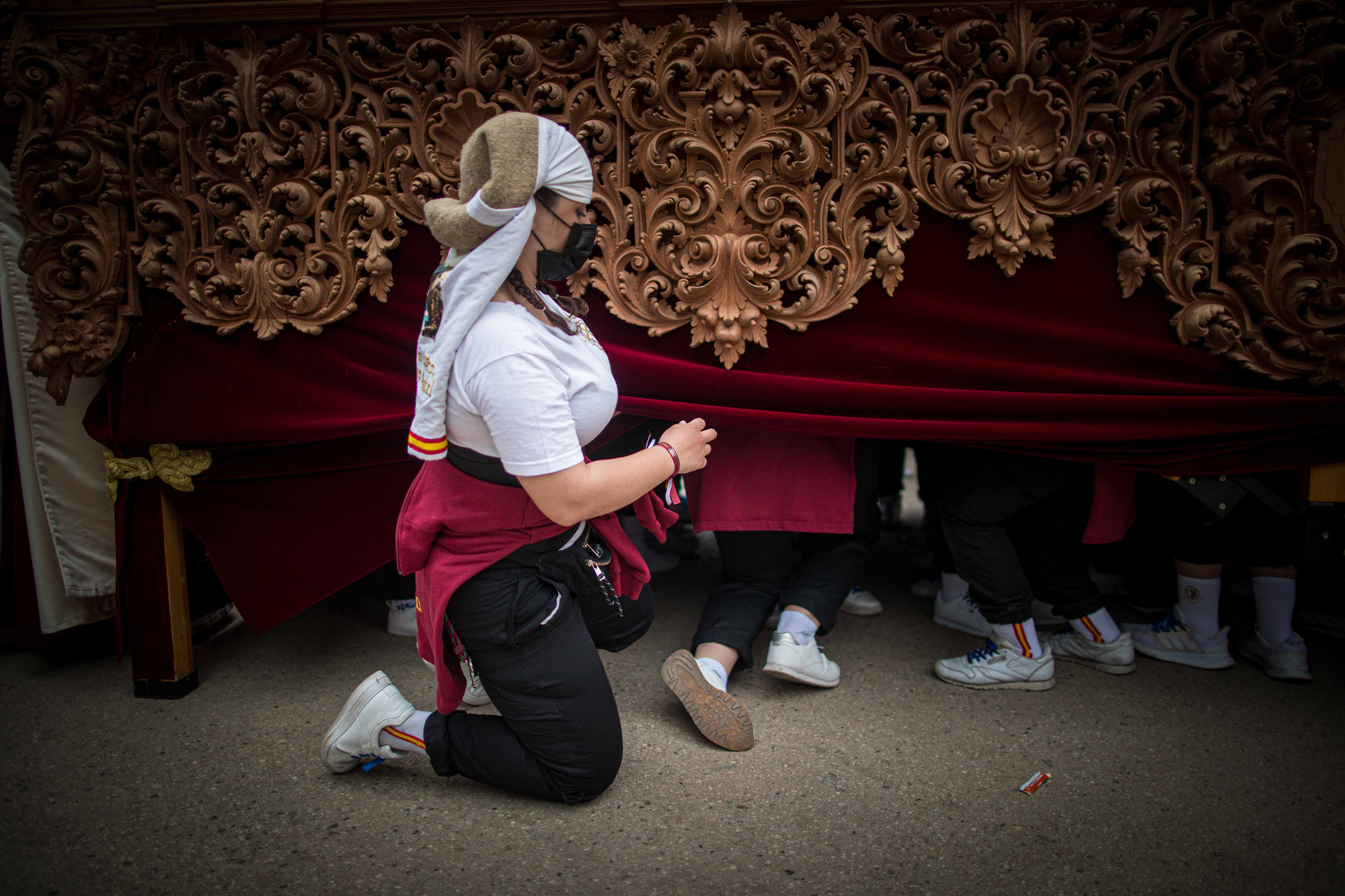 La zaidinera ha sido la primera hermandad en hacer su estación de penitencia este Lunes Santo