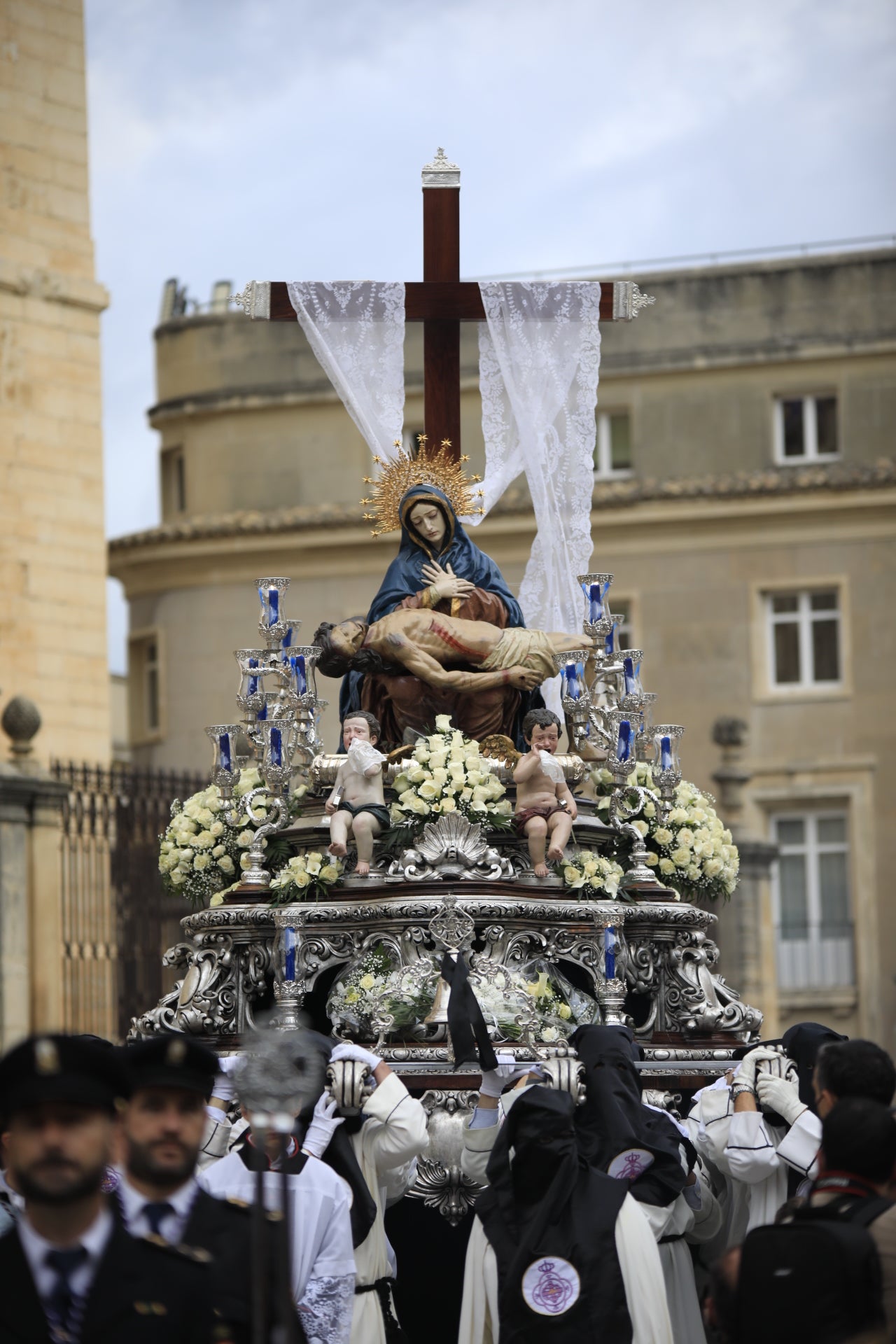 Fotos: La Buena Muerte, en las calles de Jaén