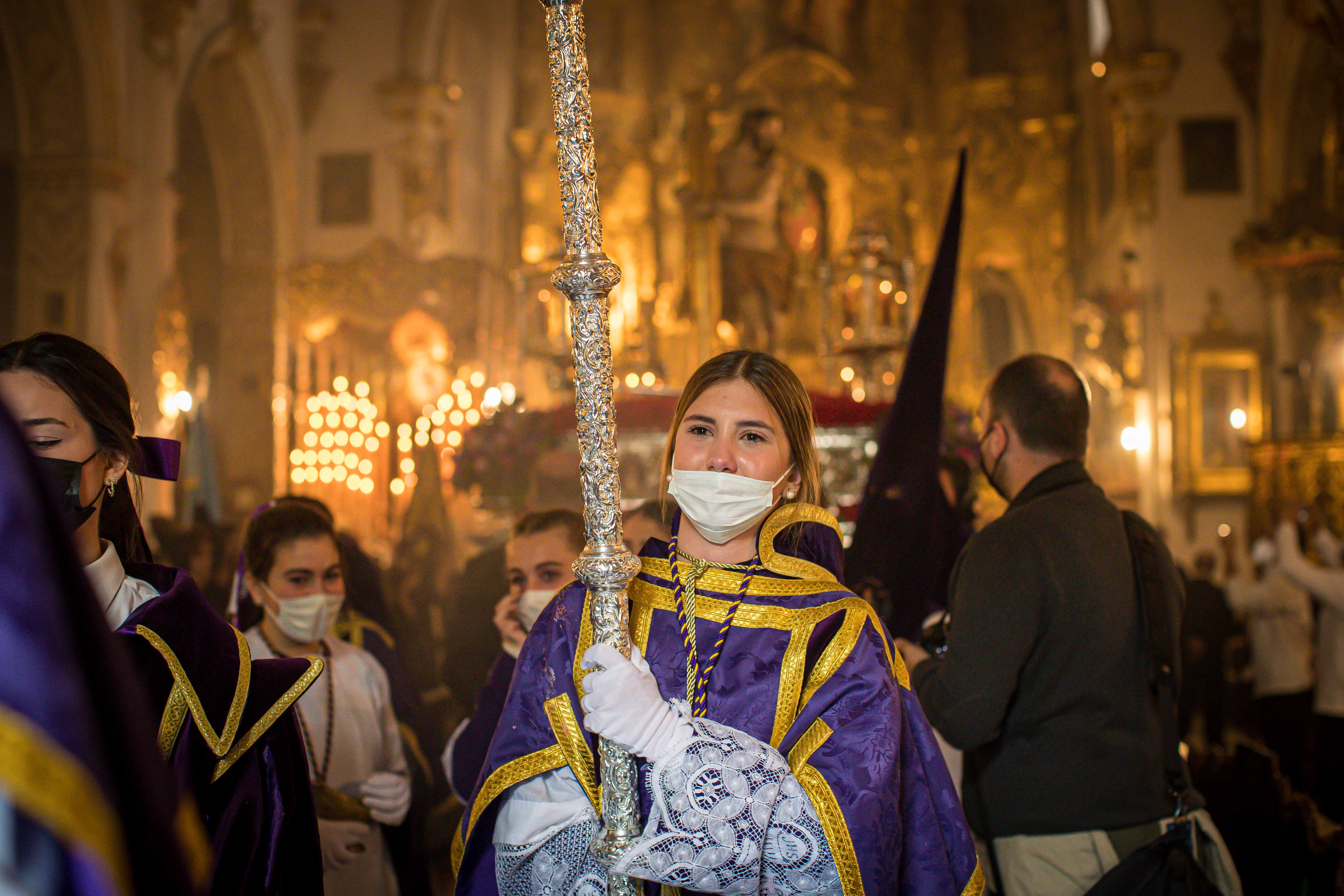 Paciencia y Penas por el centro de Granada