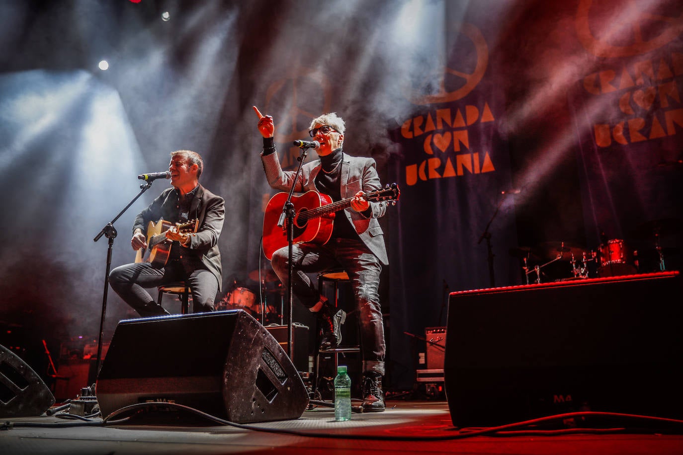 Lleno en el Palacio de los Deportes y entusiasmo a raudales.