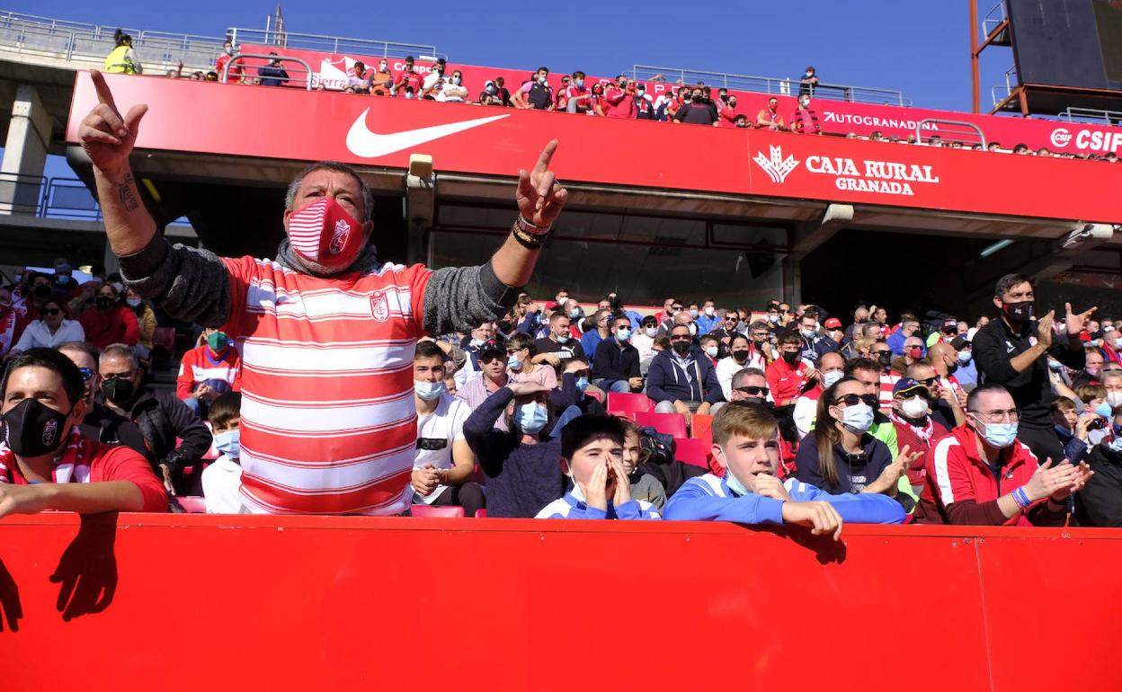 Afición del Granada en una imagen de archivo. 