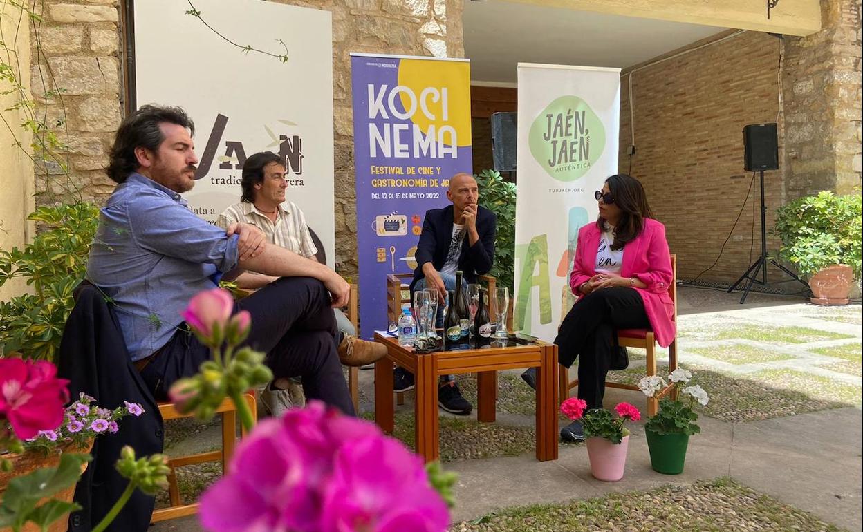 Coloquio en torno a 'catas de cine'.