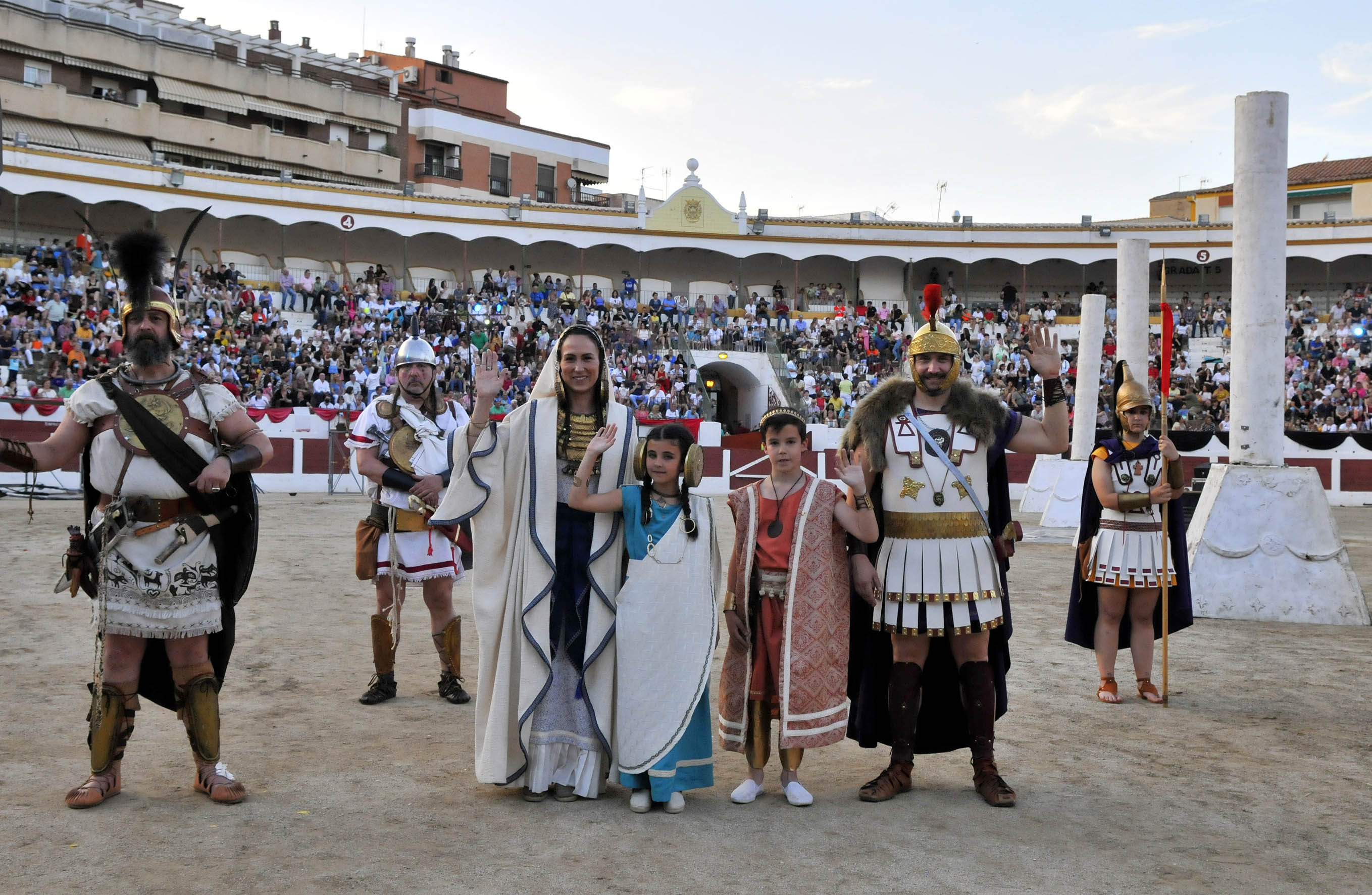 Linares lo pasa en grande con sus fiestas romanas.
