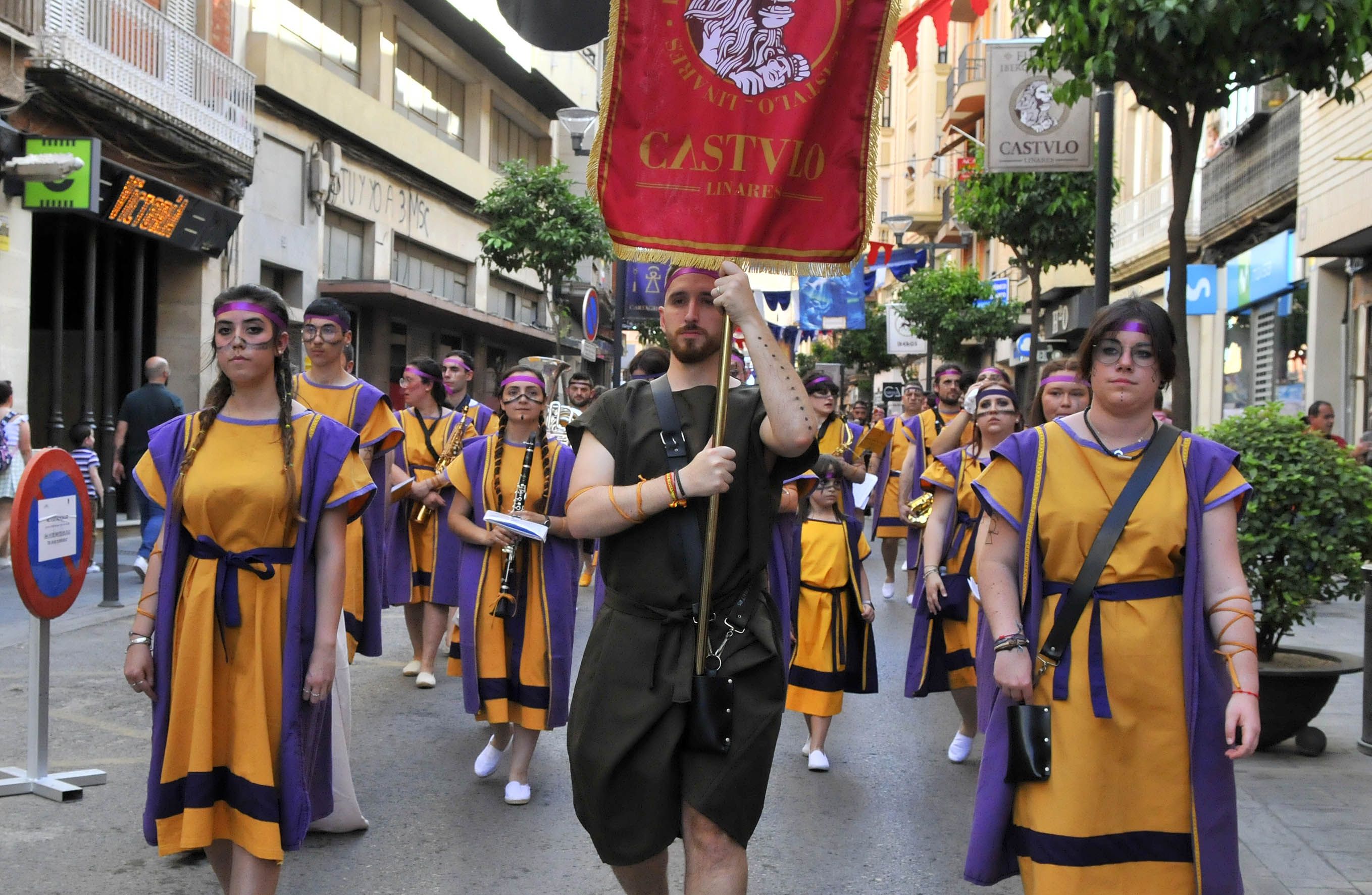 Linares lo pasa en grande con sus fiestas romanas.