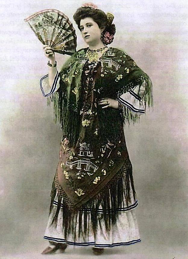 Foto coloreada datada en 1905,. cuando María tenía 18 años. 