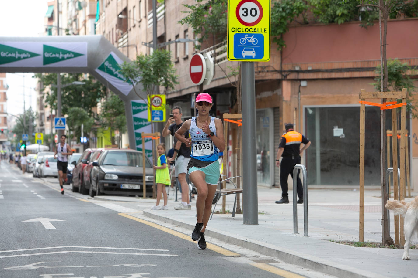La carrera se celebra este domingo en Granada.