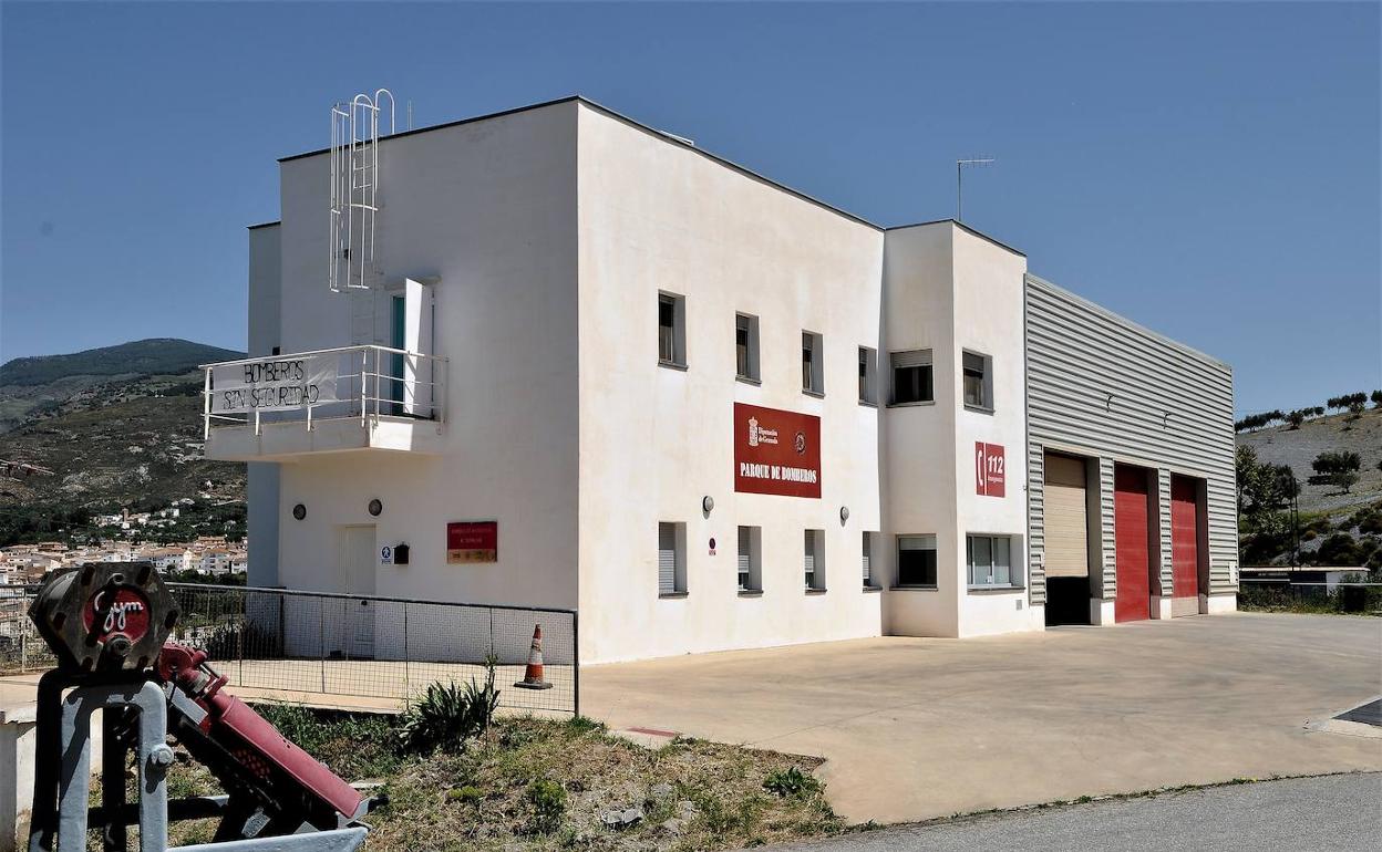 Los bomberos de La Alpujarra piden más dotación de efectivos