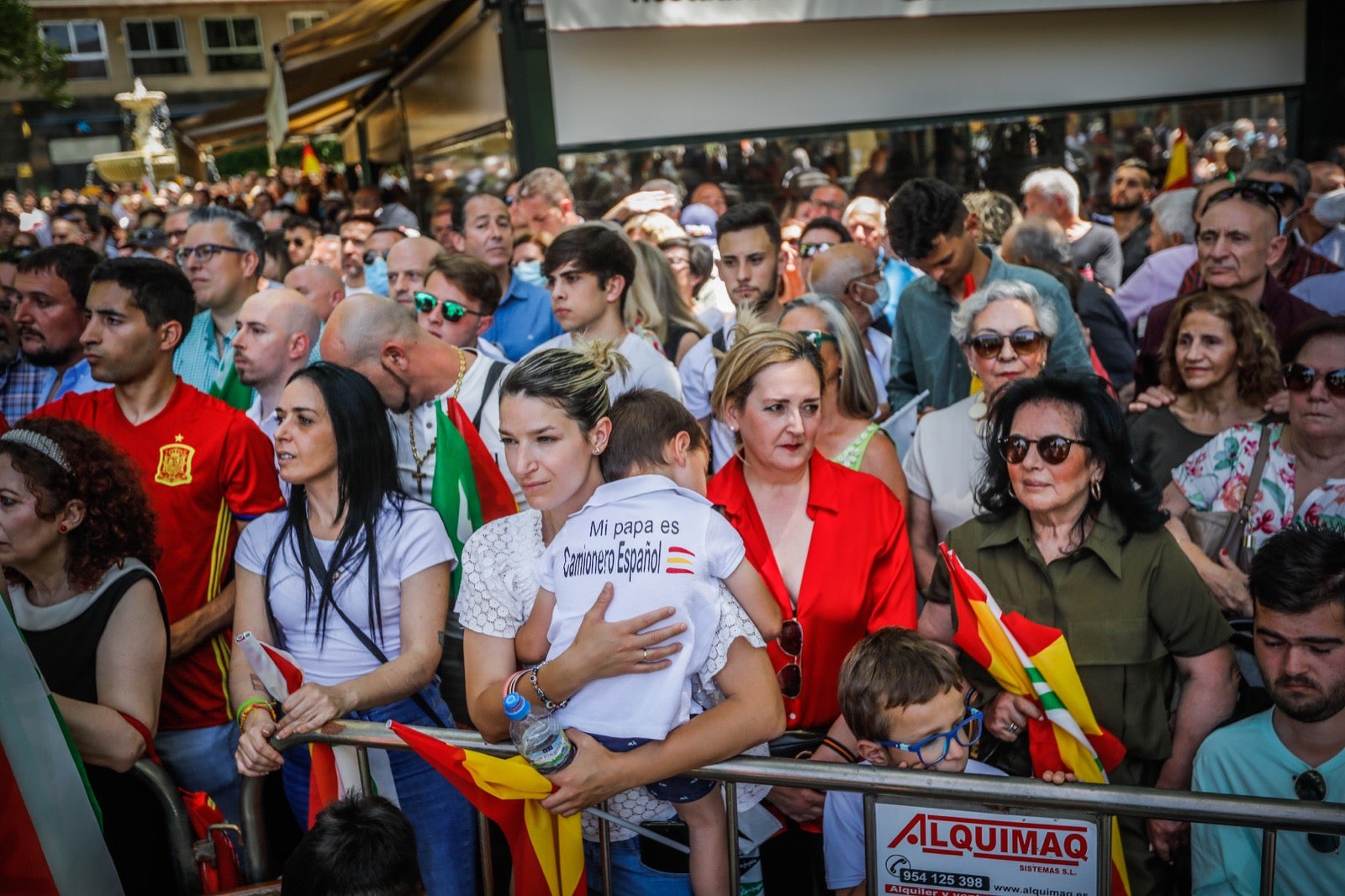 La candidata celebra la decisión del Contencioso-Administrativo de no admitir a trámite la demanda de Andaluces Levantaos sobre su empadronamiento, una polémica que califica de «bulo»