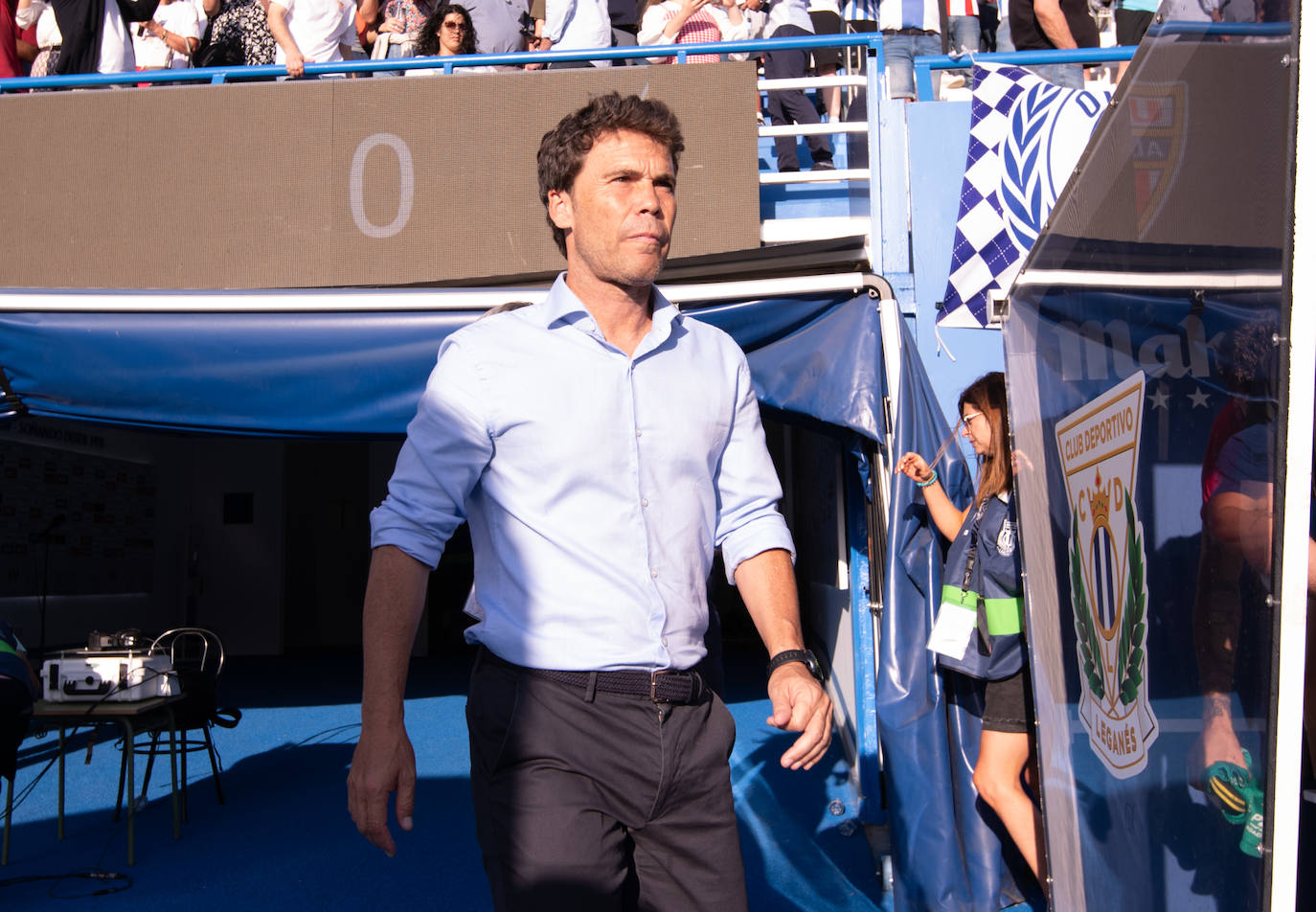 El partido del Almería en Butarque, a pie de campo