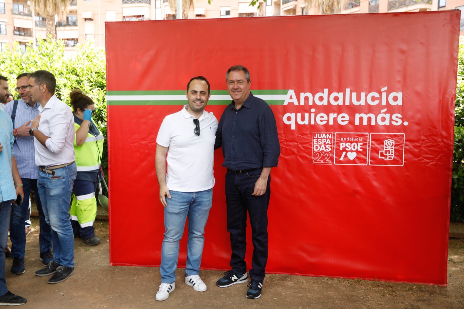 Más de 80 imágenes de los ediles socialistas de la provincia con el candidato del partido a la presidencia de la Junta