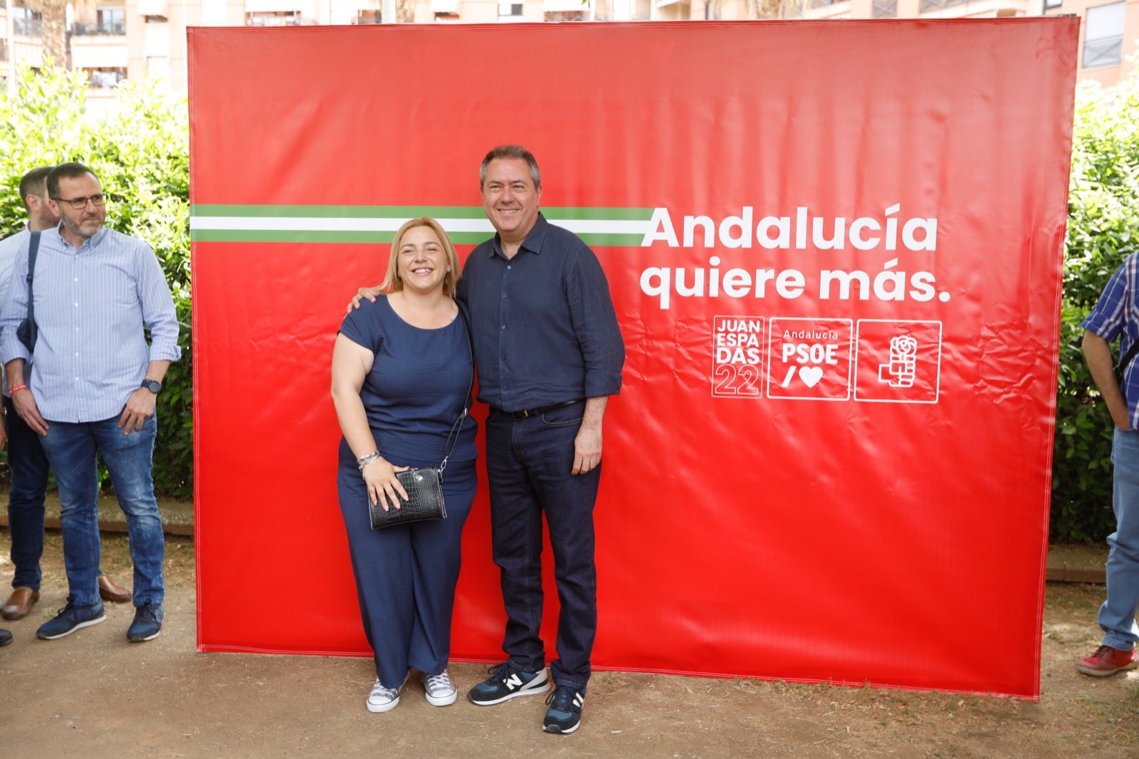 Más de 80 imágenes de los ediles socialistas de la provincia con el candidato del partido a la presidencia de la Junta