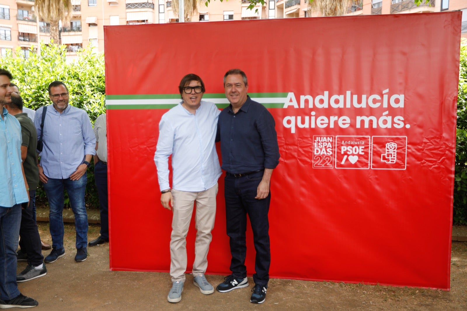 Más de 80 imágenes de los ediles socialistas de la provincia con el candidato del partido a la presidencia de la Junta